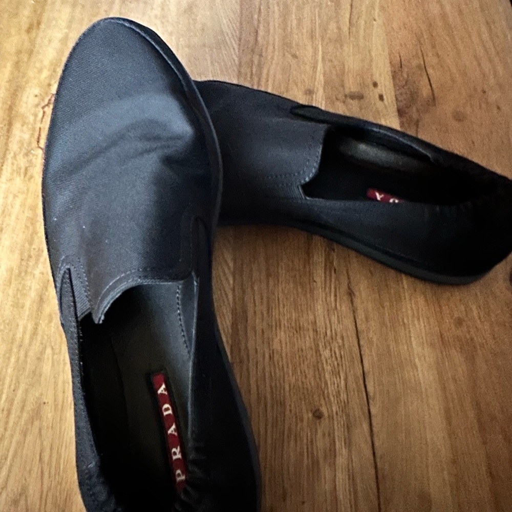 PRADA SHOES FOR MEN SZ 10